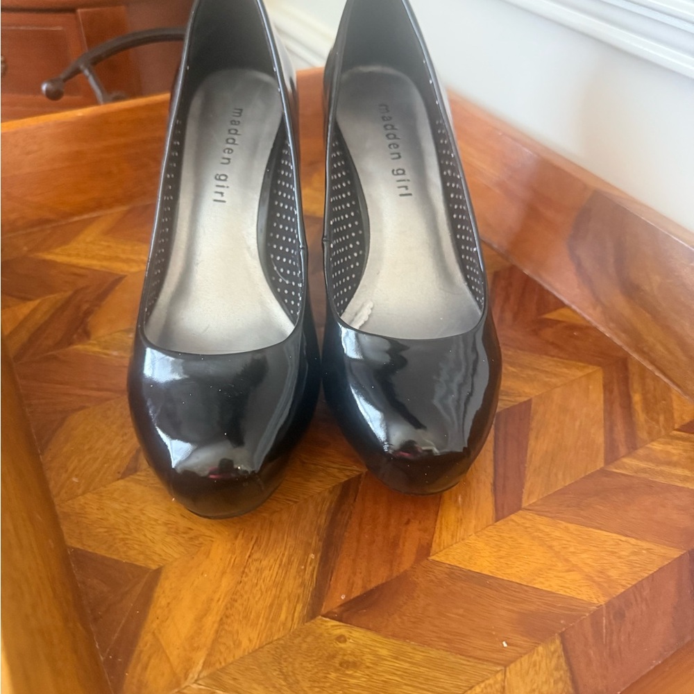 Madden Girl Black Heels with Glossy Finish